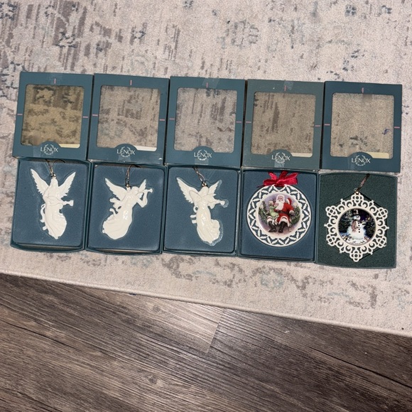 Set of 5 vintage porcelain Christmas ornaments.